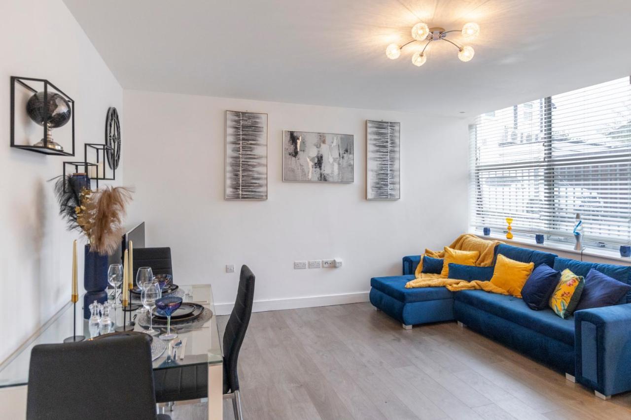 Modern Flat In Central Golders Green Лондон Екстериор снимка