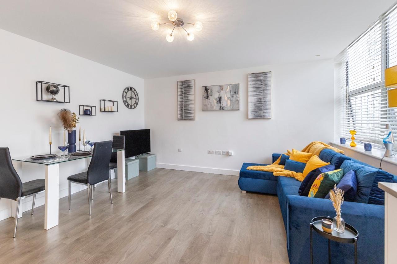 Modern Flat In Central Golders Green Лондон Екстериор снимка